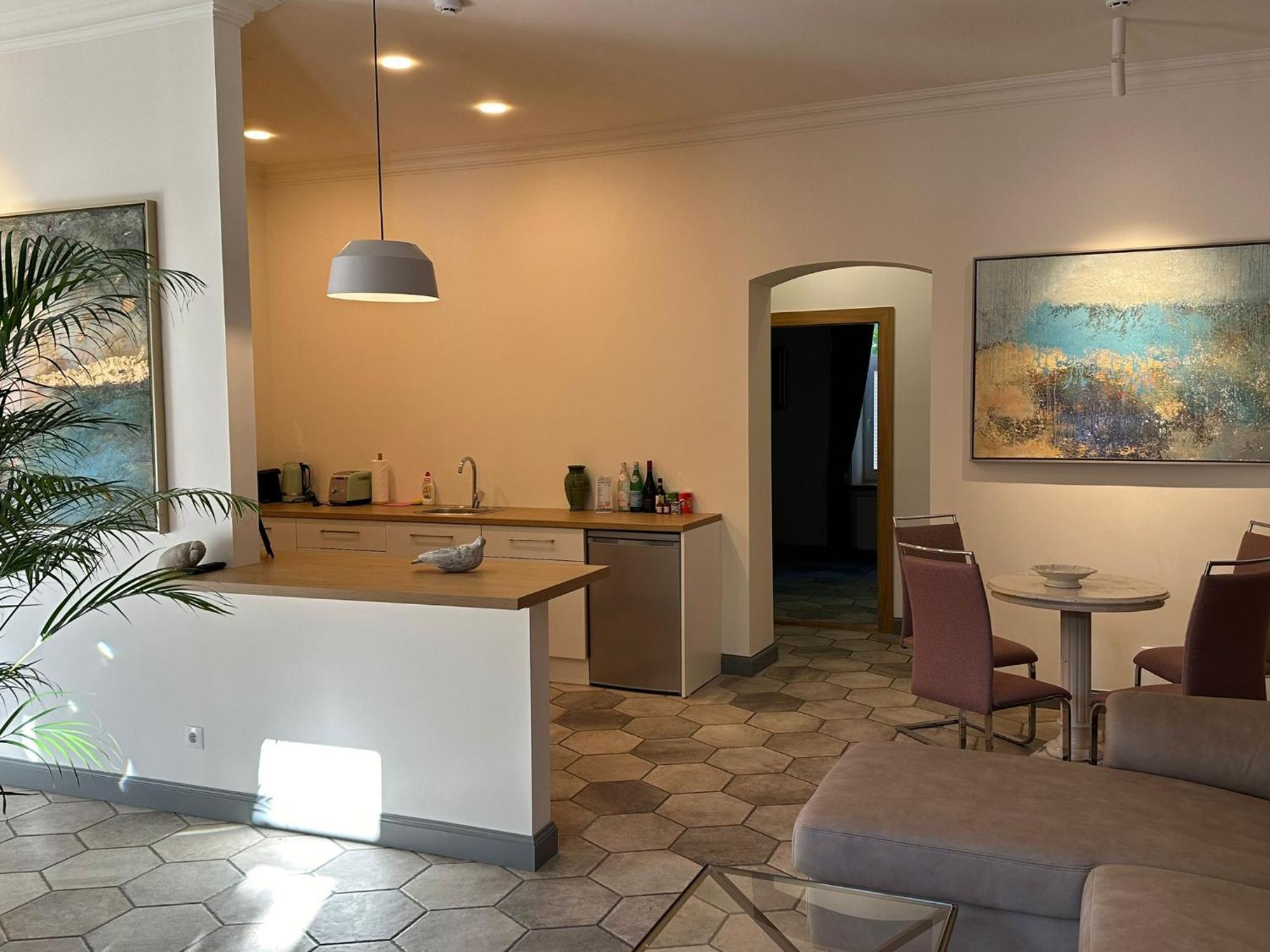 Art Hotel Roma لييبايا المظهر الخارجي الصورة